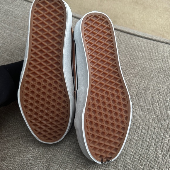Vans Burnt Orange High-Top Sneakers with White Accents W 8 M 6.5 - Picture 5 of 9
